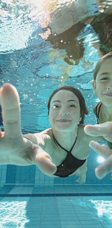 -wisthaler-com-23-10-3z-schwimmbad-familie-hw64958
